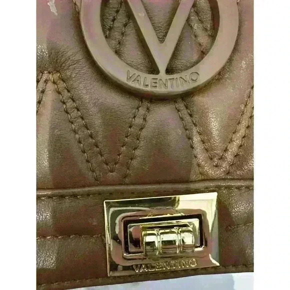 Valentino by Mario Valentino Tan Quilted Handbag - Good Condition with Dustbag - Picture 4 of 8